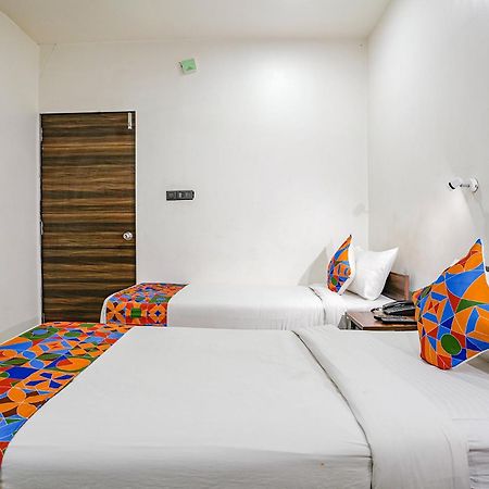 Fabhotel Lotus I Surat Exterior foto